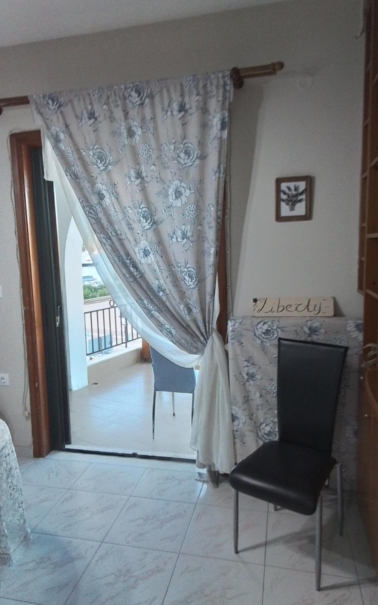 Liberty Porosview Apartement Galatás エクステリア 写真
